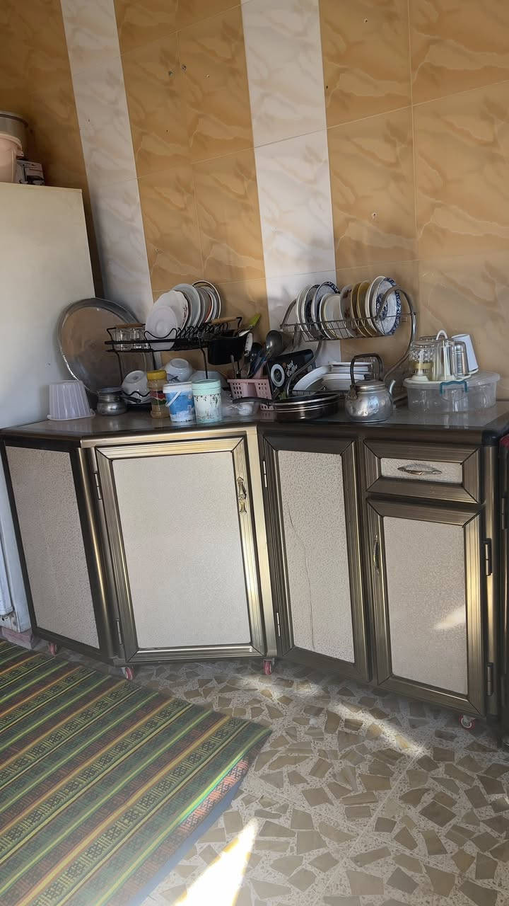 كاونتر ركن زاويه للبيع نضيف كلشي مابي
السعر 125 وبي مجال بسيط


**إذا كنت صاحب هذا الإعلان وتريد حذفه لأي سبب، رجاءا أرسل رسالة إلى الدعم الفني**