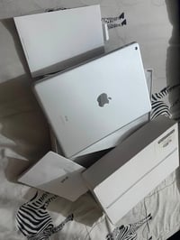 ايباد ٩ ٢٥٦ • مكفول • بطاريه ٨٦