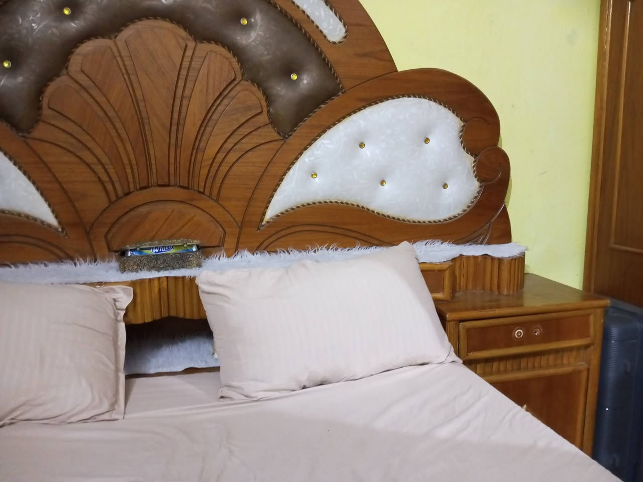 ميسان الجمعيات 
السلام عليكم غرفه اخشاب تزكام شغل عراقي النضافه فول والسعر خاص


**إذا كنت صاحب هذا الإعلان وتريد حذفه لأي سبب، رجاءا أرسل رسالة إلى الدعم الفني**