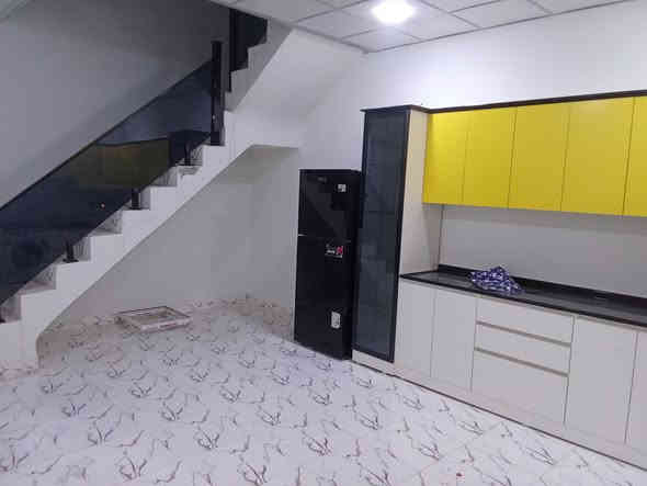 إعلان... إعلان 
دار طابو صرف 
يباع عن طريق المصرف العقاري 
المساحة 100 متر طابق ونص على شارع 20 
العنوان الاسرى المفقودين بالمربع الذهبي

السعر الكلي 120 
مقدمة 35 
الباقي عالمصرف 
للاستفسار اكثر يرجى الاتصال على الرقم التالي 
***********
