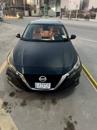 بسم الله الرحمن الرحيم سلام عليكم للبيع او المراوس اللهم صلي على سيدنا...