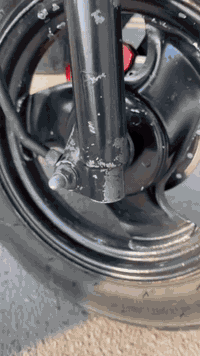 سلام عليكم دراجة قبل 5 اشهر لو 6 نازلة رمبة تخبل دراجة شلعة ومعدل السلف بصمة تجيهة ب 4 الفجر بصمة تشتغل جيب الف فيتر وتعال افحص وكلب دهن كلة موتل اديرلهة مداريهة المكينة  مال جناي يعني بس علمود عملية اريد ابيعهة سعر 850 وبيهة مجال شي بصيط مكان بغداد الحرية رقمي *********** بي وتساب
