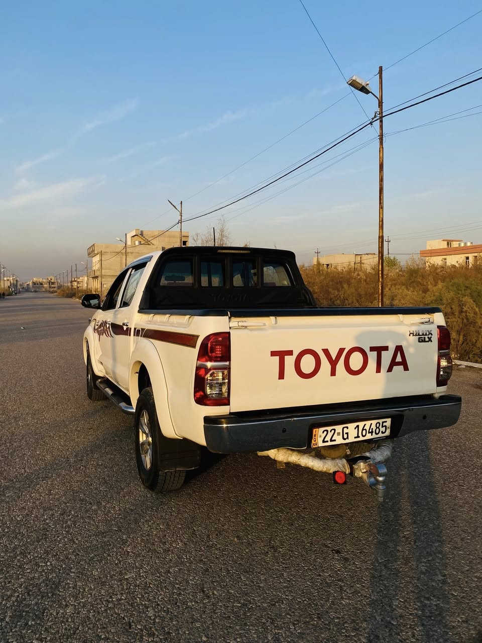 السلام عليكم تيوتا هايلوكس موديل 13 مكفوله من كلشي كير محرك  كل شرط كير توماتيك ماشيه 273 الف أربع تواير جدد رقم أربيل هزه جديده تحويل ثاني يوم عنوان السيارة الموصل حي فلسطين قرب جامع نداء الرحمن السعر 225 $ وبي مجال الشراي يتصل على هذا الرقم  ***********
