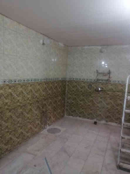 ايجارات سيديه 1 بيت ١٥٠ متر ثلاثه نوم واستقبال ومطبخ وصحيات وكراج قرب شارع ٤٠ ايجاره. مليون قفل. 2.مشتمل ٥٠ متر غرفتين وصاله ومطبخ وصحيات غرفه اسويت. ٧٥٠. 3 مشتمل ١٥٠.غرفتين وصاله ومطبخ وصحيات وكراج. ٧٥٠. 4 شقه ثلاثه نوم واستقبال وهول مطبخ وصحيات وكراج وحديقه بل شقق ٦٥٠. 5 شقه طابق اول غرفتين وصالة ومطبخ وصحيات مقابل جامعه الشعب. ٦٥٠.  6.طابق اول غرفتين وصالة ومطبخ وصحيات معزول ٥٠٠.  نظيف. 7.غرفه وصاله ومطبخ وصحيات ارضى مقبول ٥٠٠. 8. بيت ١٥٠ متر ٤ نوم وكراج ومطبخ واستقبال وصحيات طابقين. ٦٥٠ شهداء السيديه. 9 قاعه طابق اول ٧٠ متر. ترهم كلشي بل تجاري كامله ديكور. مليون. 10 محل بل تجاري قيصريه يرهم اي شي ٥٠٠.  11.مشتمل ٥٠ متر غرفه كبيره واستقبال كبيره. ومطبخ وصحيات وكراج. كفائات السيديه يرهم طلاب طالبات.ايجاره  ٦٥٠.  12.يوجد سكن طلاب أو طالبات.   للاستفسار ***********
