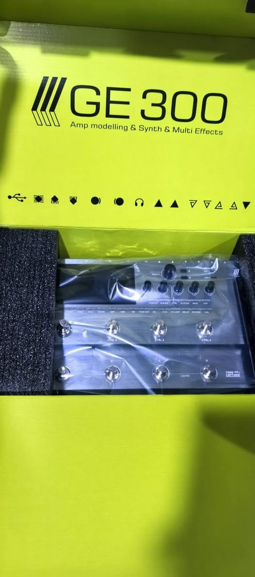 يعتبر MOOER GE300 [Mooer Audio] معالجاً متطوراً ومتعدد التأثيرات (Multiefx) ومُحملاً بمحاكاة لمضخمات الصوت (Amp Modeling) والمشغلات (IRs). يُعد هذا الجهاز خياراً ممتازاً للموسيقيين بفضل احتوائه على تقنية التقاط النغمة الفريدة (Tone Capture)، ومكتبة واسعة من المؤثرات والاستريو لوبير [Mooer Audio].المواصفات والخصائص الرئيسيةمحاكاة المضخمات: مزود بـ 108 مضخم صوت (Amp Models) عالي الجودة [Mooer Audio].المؤثرات (FX): يحتوي على 164 تأثيراً مختلفاً لتغطية كافة الأنماط الموسيقية [Mooer Audio].تقنية Tone Capture: تتيح لك أخذ "بصمة" صوتية لمضخمات صوتية حقيقية أو جيتارات ودمجها في نغماتك [Mooer Audio].المشغلات (IR): يدعم تحميل ملفات استجابة النبضة الخارجية (IR) حتى دقة 2048 نقطة [Mooer Audio].حلقة التكرار (Looper): مدمج به لوبير يسجل حتى 30 دقيقة من الصوت مع ميزة التخزين [Mooer Audio].المداخل والمخارج الأساسيةمدخل الجيتار: مدخل قياسي 1/4 بوصة مع مقاومة قابلة للتعديل.المخارج: مخارج ستيريو رئيسية (XLR و 1/4 بوصة) للربط المباشر مع مكبرات الصوت أو أجهزة المزج (Mixer).حلقة التأثيرات (FX Loop): قابلة للتخصيص لدمج دواساتك الخارجية المفضلة.التوصيل: منفذ USB لتسجيل الصوت مباشرة (Audio Interface) وتحديث النظام، مع منافذ MIDI للتحكم الاحترافي.


**إذا كنت صاحب هذا الإعلان وتريد حذفه لأي سبب، رجاءا أرسل رسالة إلى الدعم الفني**