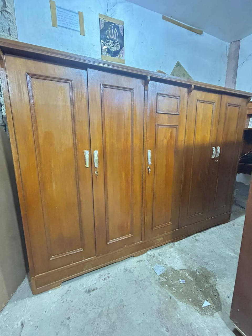 كنتور 5بوب حطاطة السعر 260الف
كنتور 3بوب حطاطة السعر 135الف
كنتور بابين حطاطة السعر 75الف 
بوفية 3مترات حطاطة سعر 125الف
بوفية مترين ونص حطاطة السعر 120الف
العنوان التاميم القادسية الاولى شارع المشاتل 
للأستفسار***********
