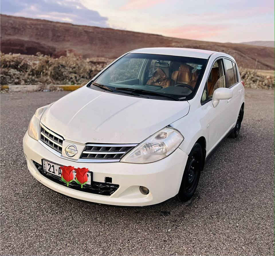 نیسان تیدا
٢٠٠٨
تۆماتیک
مەکینە گەورە
١ پاچەو پەڵەییەک بۆیاخە بێ دەعم
سەنەوی تا ٢٠٣٠ تازەییە
سەیارەکی جایزە
گێر
 مەکینە
هەمووشتی بەشەرت
شوێن کۆییە
٨٦ گەڵاو مەجالەکی برایانە 
*********** رانية, السليمانية
