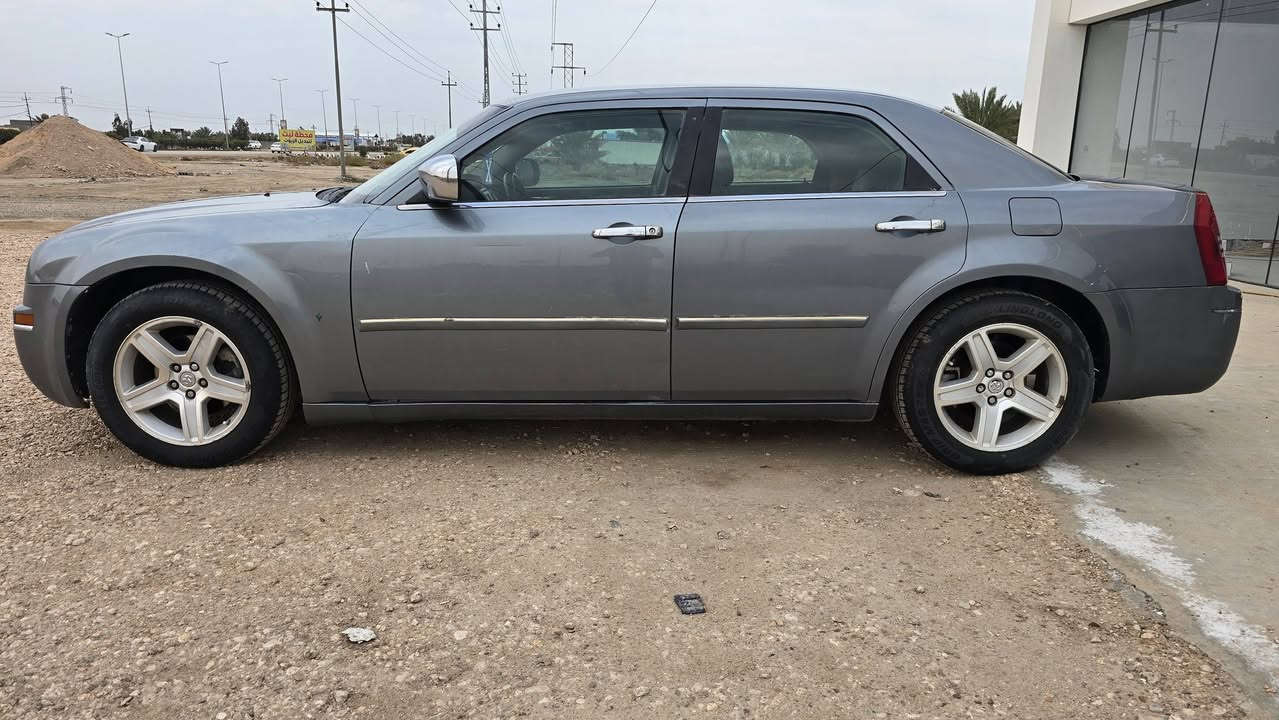 السلام عليكم اوباما  مديل7 السعر90وبيها 

كير مكينه مكفولات مكينه 6 

رقم أربيل تحويل وكاله بالي يعجبك 
بيه ضربه من امريكا  جاملغات خلفيه بدون تكم ومصبوغه عام لجماليه والباقي مكفول 
تبريد تدفئه شغاله سنتر شاشه سماعات

العنوان حله الكفل 
***********
***********
