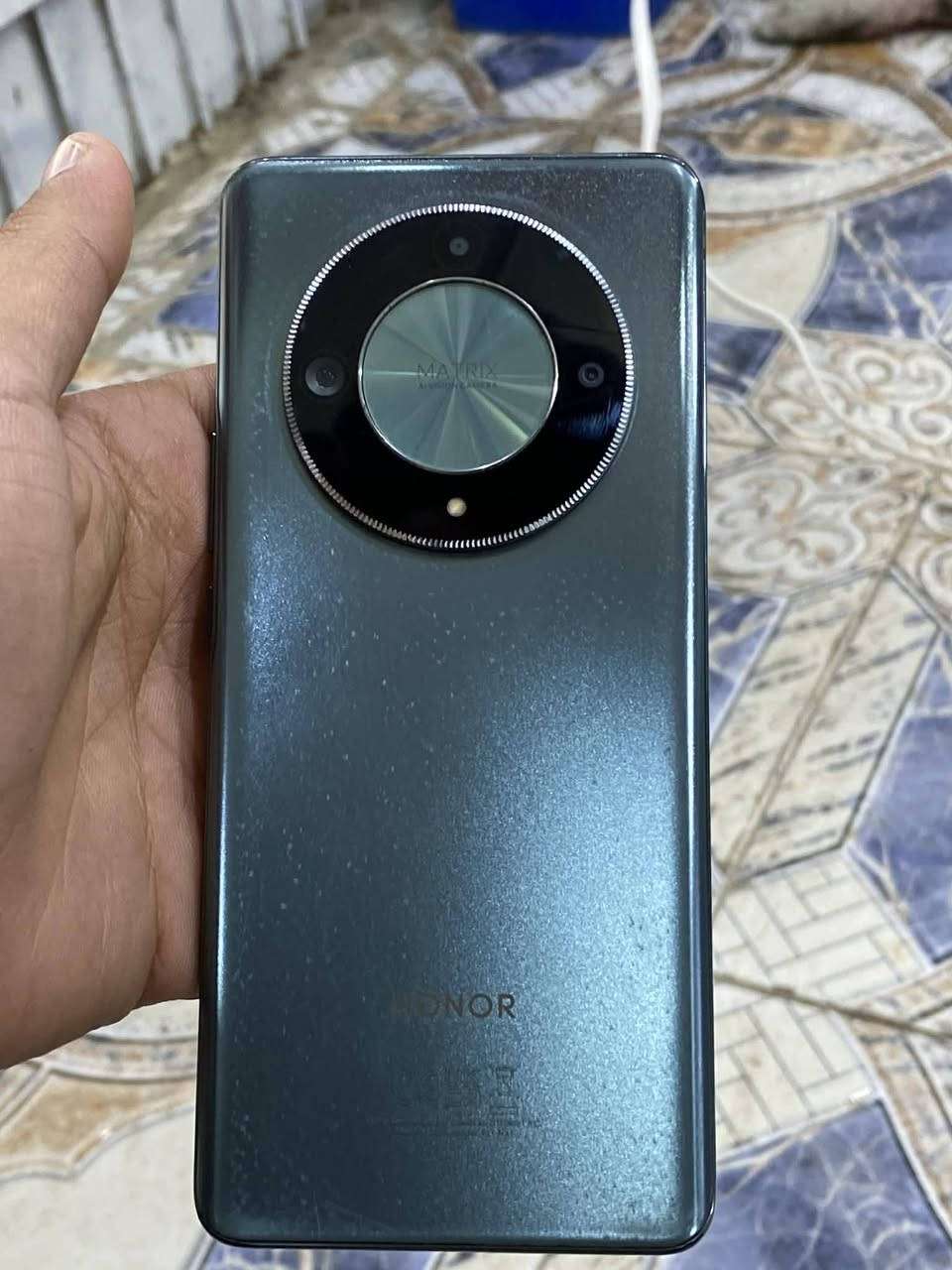 السلام عليكم
هونر اكس 9 بي  نضافه و انطيك بي شرط  
الكامره 108م.ب  و البطاريه 5800 مراوس ب ايفون 11 برو ماكس او ادفع سعر ارضيني ابيع الاستفسار *********** واتساب او اتصل
