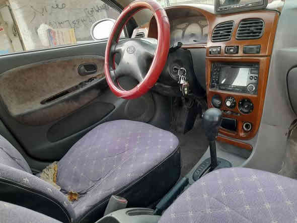 السلام عليكم ريو موديل ٢٠٠٠ مكينه كير صدر تخم تاير جهازة كير اوتو  كهربايت كلشي شغال شاشه رقم بغد نكلزي بسمي داخل كلش نضيف نعامه سياره ترايك وين متريد السعر ٣٨ مكاني شهداء سيديه شراي يتصل هذا رقمي *********** بدون مراوس
