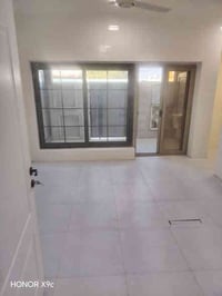 موجود بیت رکن, مقابل مجمع حکومي وليس اهالي, الزهور . يصلح شركه او معهد...