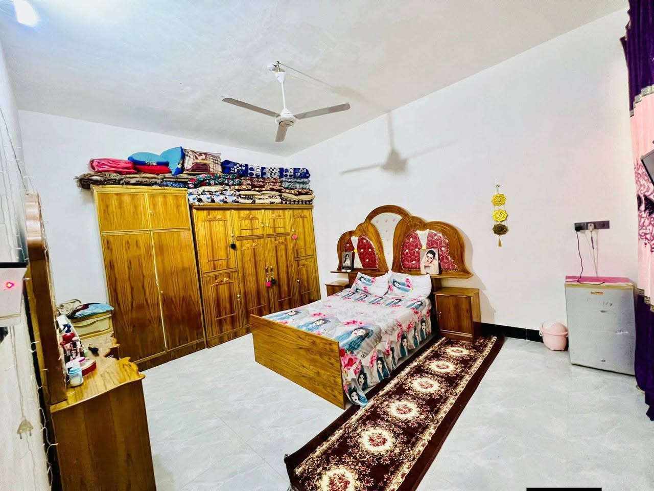 دار للبيع 🏠
المساحة: 200 متر طابقين 
🏗️ البناء: طابو زراعي سند 25 
🏠 الأساس والسقف: كونكريت
✅النجف مقابل ملحق قريه الغدير عله شارع المطار مقابل جسر الشهداء قرب اسواق تلعفر 
مواصفات البيت:
✅ غرفة4 نوم 🛏️
✅ صالة2 🛋️
✅استقبال منور 2🛋️
✅ مطبخ 🍽️
✅ صحيات3 🚿

الخدمات المتوفرة:
🔹 ماء 💧
🔹 كهرباء ⚡
🔹 مدارس قريبة 🏫
🔹شارع تبليط عرض 13🛣
📍  : النجف 
📜 الملكية: طابو زراعي (إقرار محكمة)

📞 وتساب ***********
