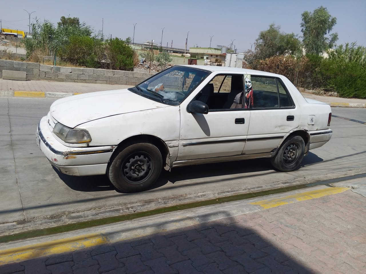رد سلام عليكوم سياره هندي اكسله  اتوماتيك  موديل ١٩٩٥ سياره بدون ظربه وبدون صبغ ع بلاد شرط تحويل دفتر بانزين موجود صار سنين منتهي سنويه سعر ٢٥وبي مجال ***********
