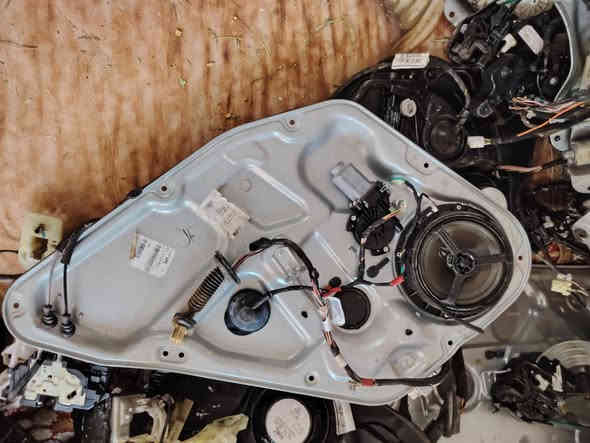 من رخصة ادمن ورشة عبدالله زيادي لتصليح إقفال الابواب ومكائن الجام السيارات وسنتر لك الكوري وامريكي العنوان الديوانية غماس يوجد توصيل كل أنحاء العراق ***********
