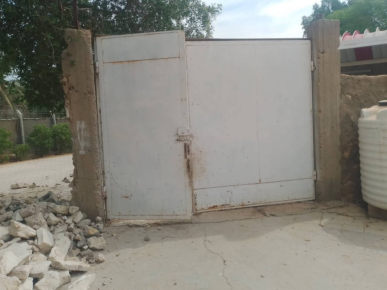 تسكام لبيع نضيف طول2ونص+لعرض3لمكان نجف رقمي


**إذا كنت صاحب هذا الإعلان وتريد حذفه لأي سبب، رجاءا أرسل رسالة إلى الدعم الفني**