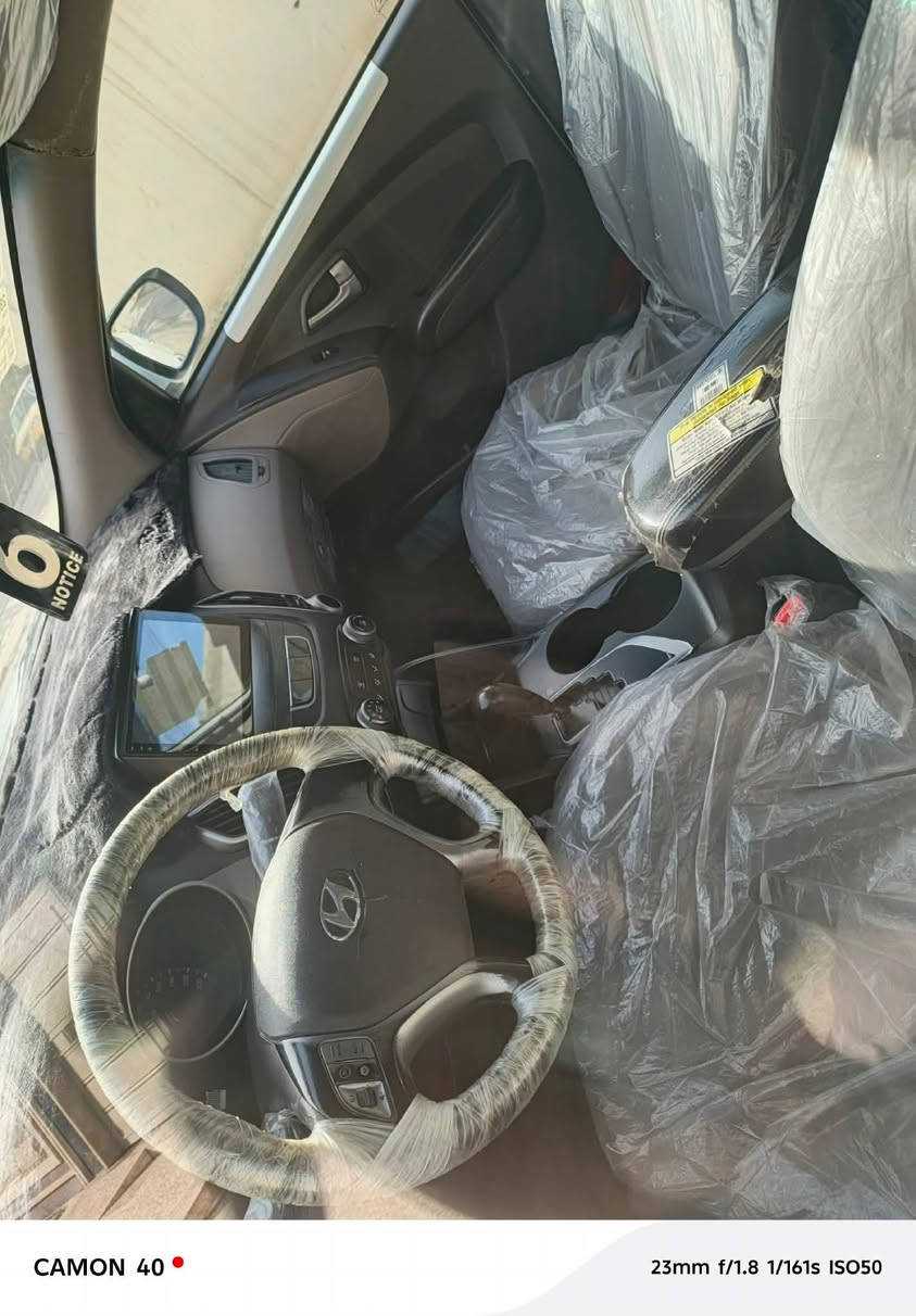 السلام عليكم سياره تكسون موديل 2010رقم  سليمانيه رقم جديد الشرعي بل موصل   محرك شرط كير شرط السياره كلش حلوه بس السياره مصبوقه عام السعر 110وبيها مجال الطيبين المكان الموصل رقم موبايل ***********رقم بي واتساب الشراي يتصل مستعجل سبب ضروف
