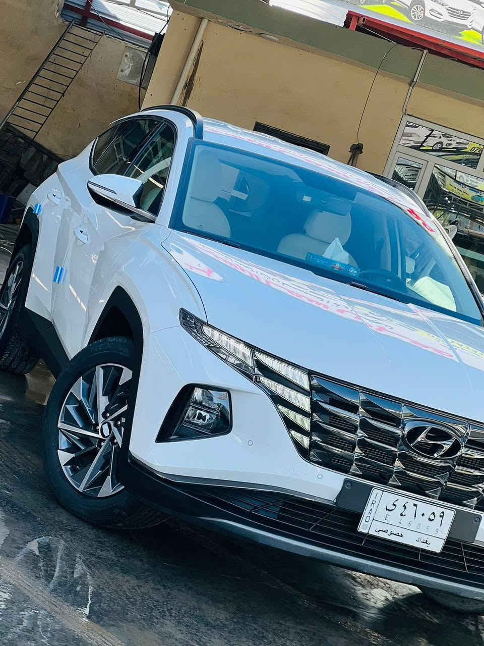 السلام عليكم
للبيع توسان 2024 خليجي 
ضمان شركة الأولى 5 سنوات أو 100 الف كيلو 
فول مواصفات عدة البانوراما ماشية  28الف 
مكفولة كفالة عامة.
مكينة كير كفالة من الفتح 
بصمة +تشغيل عن بعد+حساسات امامية خلفية+داخل ابيضّ + اريل نفكيشن 
كراسي كهرباء عدد2 +ويل كروم+اشاير بالمري+ اوتو هولد
دخول ذكي+هاند بريك بصمة
ثلاث انظمة قيادة ايكو سبورت نورمال
شاشة ايباد+شاحن واير ليس مع منافذ USP إماميه
قطعتين تبريد+ تحكمات ستيرن جهتين
كأمرة خلفية دواره+بردات خلفية+ الجام اوتو
مثبت سرعة+ مري شفط+     لايتات دوارة امامية فول LED+ زنون لد امامي خلفي
رقم بغداد 
مكاني بغداد للاستفسار ***********
