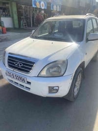 شيري 2012  كير ميكانيكي  ماشيه 70 مكفولة من الصبغ بيه بس طعجه بالباب م...