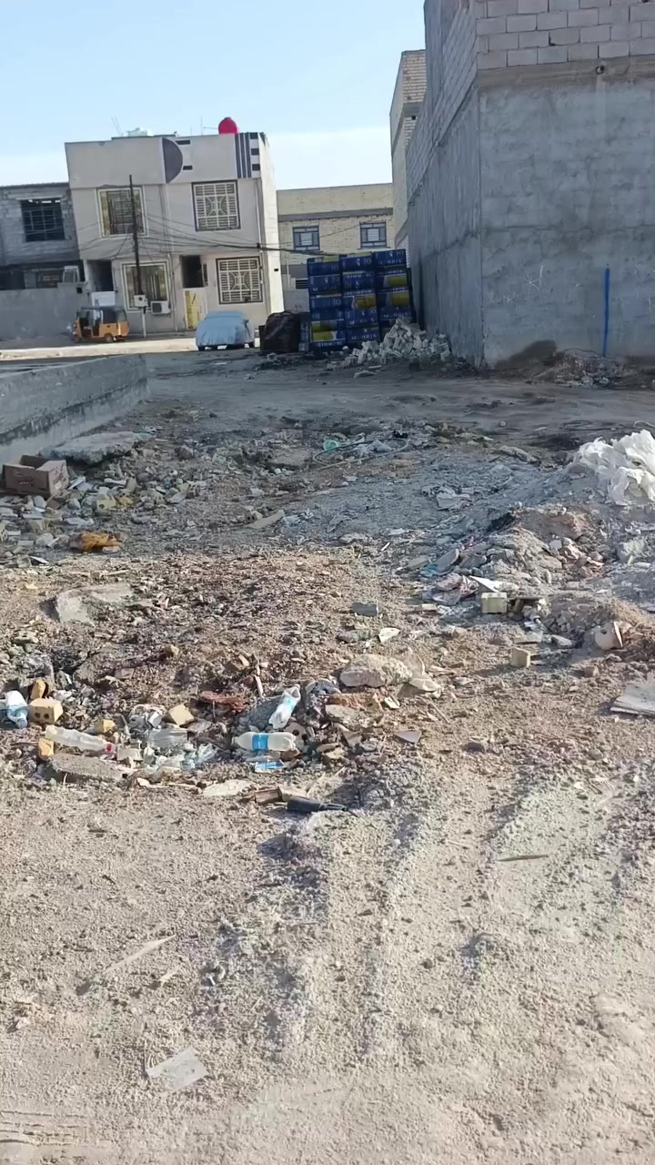 السلام عليكم يوجد لدينا قطعه للبيع 100 م طابو زراعي سند 25 المكان حر صغير بحي الهادي سعر 25مليون الوجه 7 ونزل 14 الاتصال ***********
