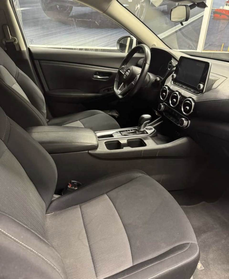 سنترا رقم بصرة
موديل 2022
نص فول 
بصمه 
رادار خلفي امامي
نقط عمياء
حساسات

الضرر صبغ شبرين بل قماره+ باب السدر بارد
بدون شواصي بدون لغود
السعر::130 عنوانه بلبصرة
***********
