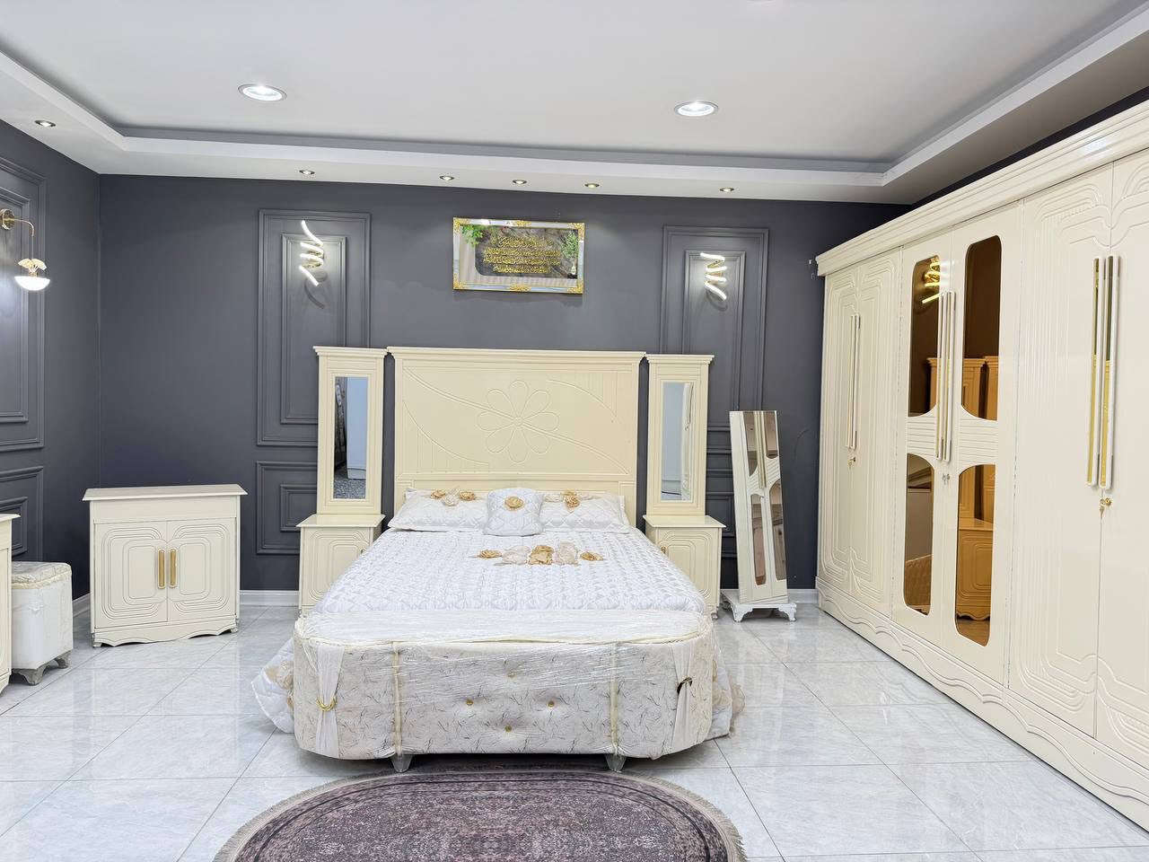 غرفتين اخشاب توصيل وشد متوفر لكل المحافظات 

🔅تفاصيل الغرفة المرمري  ....

 خارج ٤ملم ام دي اف 🔺
وداخل معاكس ٣ملم 
صبغ حراري  درجة اولى 

عدد القطع  ٧ قطع 😍
🔺1 //جرباية  قياس  ١٦٠ × ٢٠٠ 
🔺//ميز جانبي ايسر قياس ٥٠
🔺2// وميز  جانبي  قياس ٥٠
🔺3// زاوية ارتفاع مترين عرض ٨٠
🔺4// وميز بلازمه  
🔺5//وميز مراية ارتفاع مترين عرض ١٢٠
🔺6// وكنتور ٦ باب  ارتفاع مترين و١٥ طول ٣ متر و١٥

القطعه الثامنة حسب الطلب شازلون
سعرها ٥٠ الف ❤️

(توصيل مجاني مركز بغداد )
التوصيل يشمل الشد مجاني 🔥
اطراف بغداد 50 
باقي المحافضات حسب البعد


**إذا كنت صاحب هذا الإعلان وتريد حذفه لأي سبب، رجاءا أرسل رسالة إلى الدعم الفني**