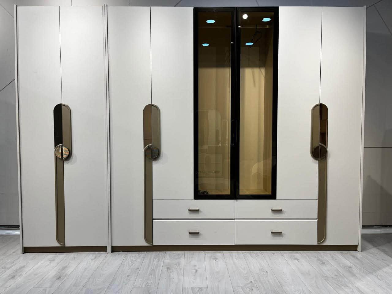 ✨ جمعية التراث للأثاث ✨

🛏️ غرفة نوم كارمن بيجي مودرن – 9 قطع 🤍

💵 السعر نقداً: 2,350,000 دينار
💳 السعر بالأقساط: 3,100,000 دينار
💰 القسط الشهري: 175 ألف دينار

✅ المواصفات:
🔹 برغي جوي حديد
🔹 كنتور: 250 × 240 × 53
🔹 كنتور إضافي: 86 × 240 × 53
🔹 ميز تواليت: 145 × 185
🔹 درور مع إنارة مميزة ✨
🔹 طابورية
🔹 مرآة قيافة ضخمة 🪞
🔹 عدد (2) كومدي
🔹 ارتفاع السرير: 150 سم

🚚 الشد والنقل مجاناً داخل الرمادي

📍 العنوان:
الرمادي – التأميم – شارع النخيل – مقابل محطة النخيل.

📞 للاستفسار: ***********
