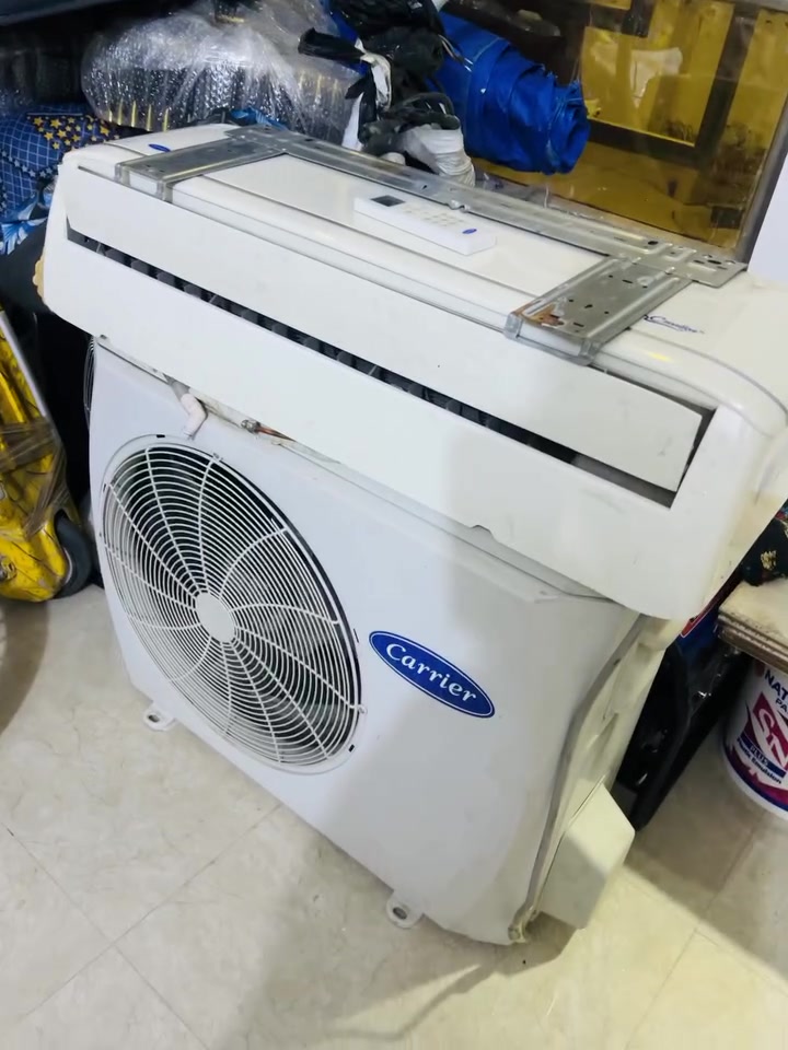 سبالت شرط الفحص عدد 2 طن ونص عادي ع الوطني بس / توصيل على الرقم *********** واتساب
Carrier
