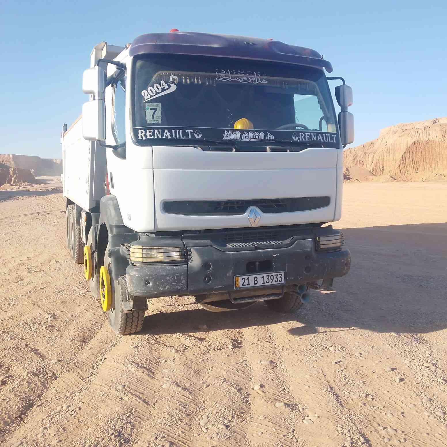 رينو للبيع موديل ٢٠٠٤ رقم السليمانيه جاهز للشقل وحلين بل شقل استفسار رقَم *********** +***********
