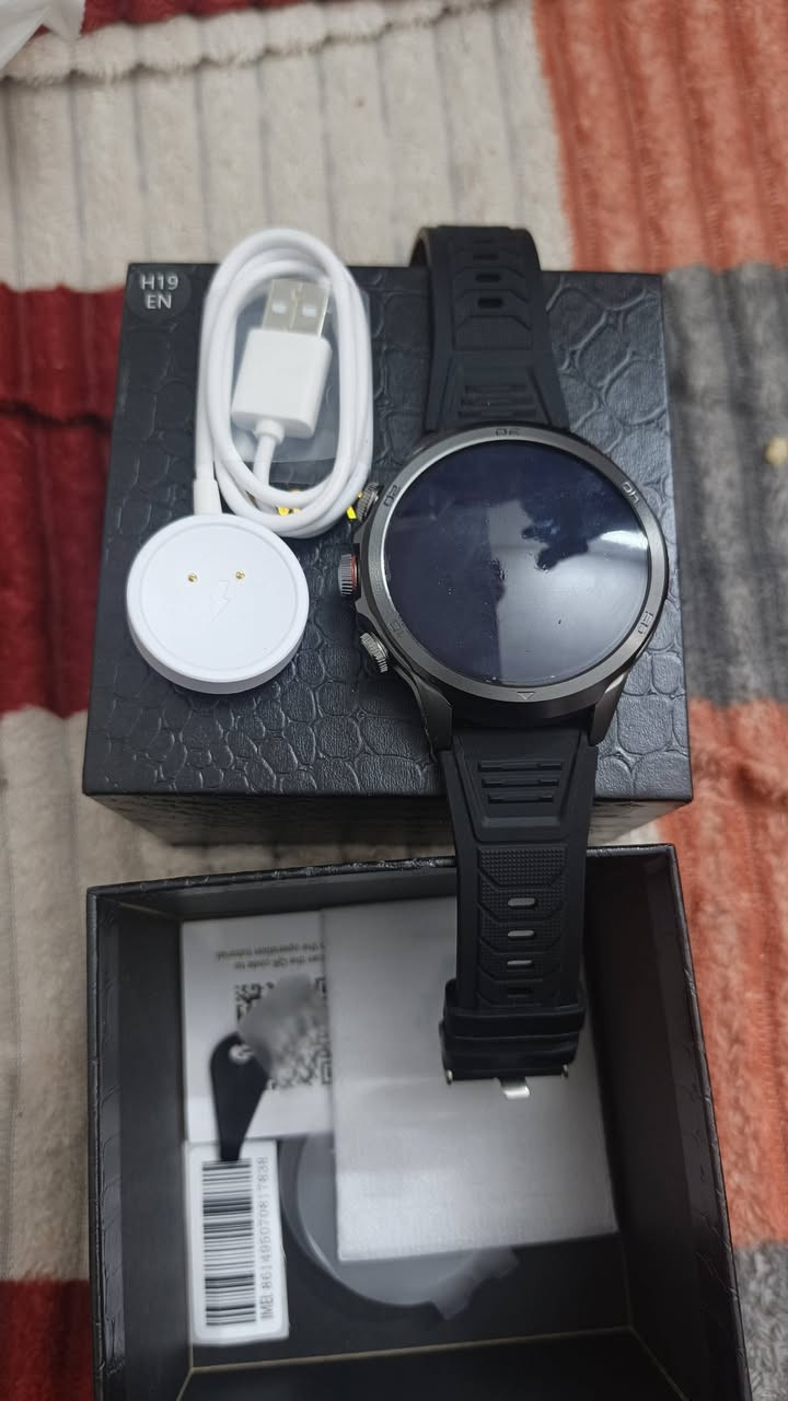 السلام عليكم ساعة ماركه H19 كاميره سيم كارت رام 6 ذاكره 128  كامل ملحقاتهه العنوان بغداد الاعظمية  السعر 110 الف ***********
