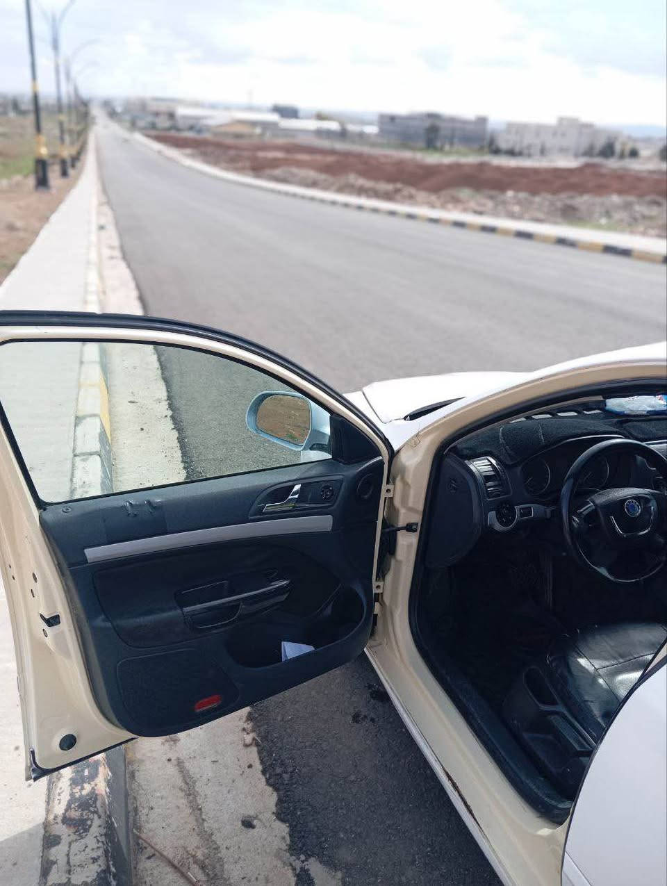 اسكوده اوكتافي موديل 2013 عام بخ تكسي سويتو خصوصي رقم جديد هزه جديد سنوي جديد كير توماتيك مكينه جيتا مكينه كير شرط تبريد قطعتين طخم تيرات جديد سياره جاهزه من كلشي سعرها 65$ وبيها مجال الطيبين الاستفسار *********** دهوك, العراق
