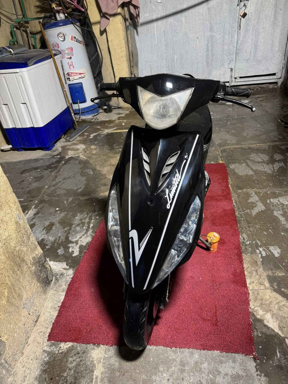 سـٰ۫ﹻۧـلامۢۛ ۦ✿⇣🌝👋 عليكم ماكس مضلع للبيع دراجه بلاديه وحلوه  كهرباييات كله شغاله نقص بس سلف وقبغ مال كاعيه باقي كله شغال مكاني زعفرانيه سعره ٥٠٠ وبيه مجال ***********
