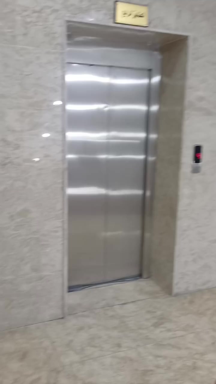 شقه للايجار
مكان شارع المسبح 
مكتب اسد بغداد للعقار 
***********ابو حسين 
***********محمد
