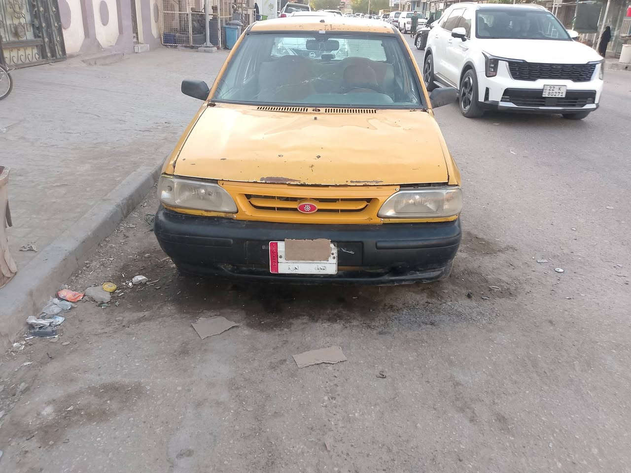 سلام عليكم من رخصت مدير الكروب سايبه للبيع ٢٠١٢ نجف الماني سنويه الاصليه ضائعه وبيها بلاغ من المرور والمحكمة وكتاب كامل مال فغدان  شرعي والله ماندله مكاني نجف سياره قير مكفول شواصي معمره درجه اولا محرك بيه نسكت بخار من الغبغ بدون دخان ولا تنغيص ولا نصوح ١٠ دغايغ ويقطع سياره شغاله جاهزه مكاني نجف  سعر ٦ وراق اللتصال ***********
