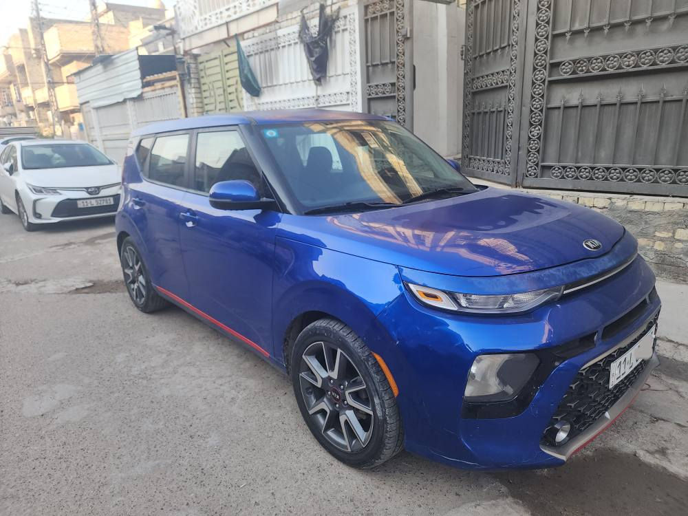 السلام عليكم
كيا صول 2020 جي تي لاين
شاشة كبيرة 
كاميرا دوارة
رادار امامي 
اطفاء ذاتي
تحديد مسار
ويل ١٨ رياضي
ماشية ٤٨ الف قابل للزيادة 
بيها شبر بارد جاملغ امامي وتبديل بابين نفس اللون عكس السائق
السيارة بدون صبغ  
السعر ١٣٨ وبيها مجال
تفاصيل اكثر واتس اب 
*********** بغداد, العراق
