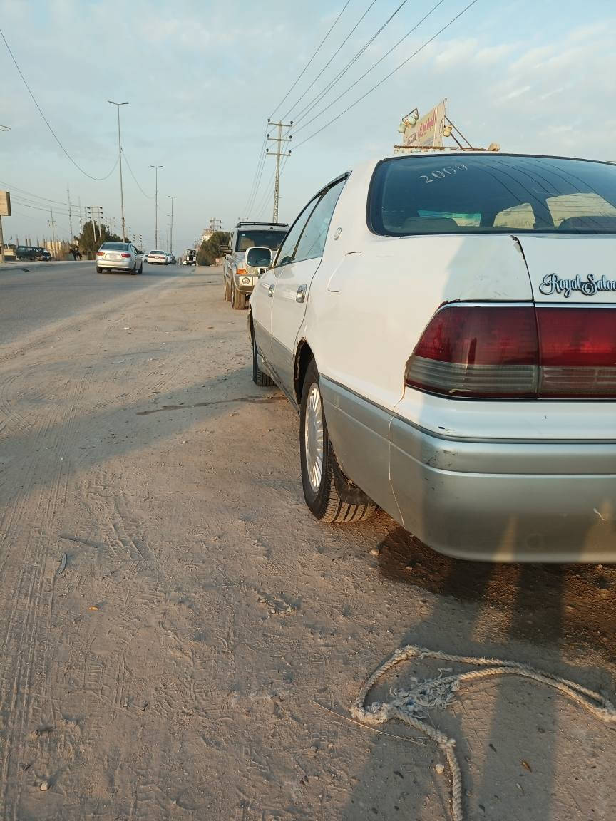 السلام عليكم راس ثور فلات  م 2000 رقم نجف دولي باسمي سنويةلل2030 مداور ثاني يوم سياره كصة قماره جاهزه من كلشي ماناقصه برغي  كير مكينه حداديه  مامتواجد ع فيس مكاني ديوانيه مهناويه ***********
