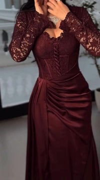 كلها ملبوسة ساعتين فقط رقم الهاتف 07822824303