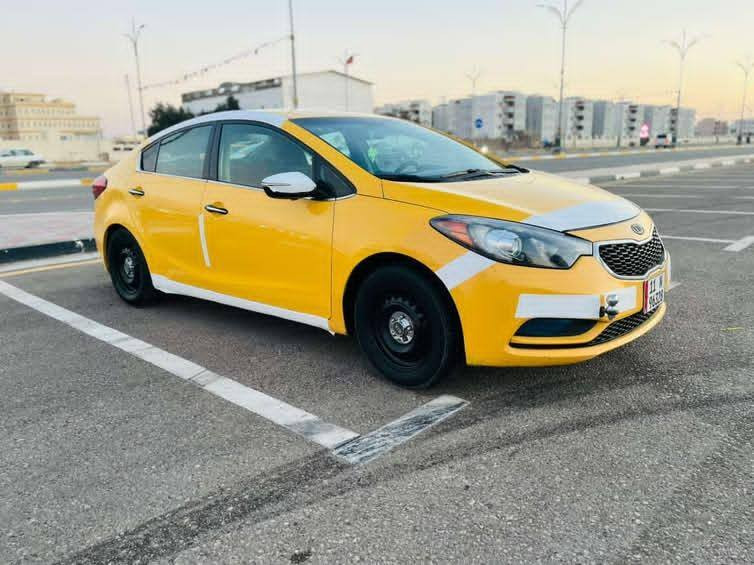 السلام عليكم للبيع كيه فورتي مديل 2014 وارد امريكي حادثه هلال خلفي مكينه كير حداديه جديده تبريد ثلج الموصفات مثبت سرعه مري شفط شاشه جبيره تحكمات استيرن سستم دمام كامره دواره حساسات خلفيه تخم تاير جديد السياره جديده وجاهزه من كلشي السعر 98 مكان السياره كربلاء الستفسار اكثر عل رقم***********
