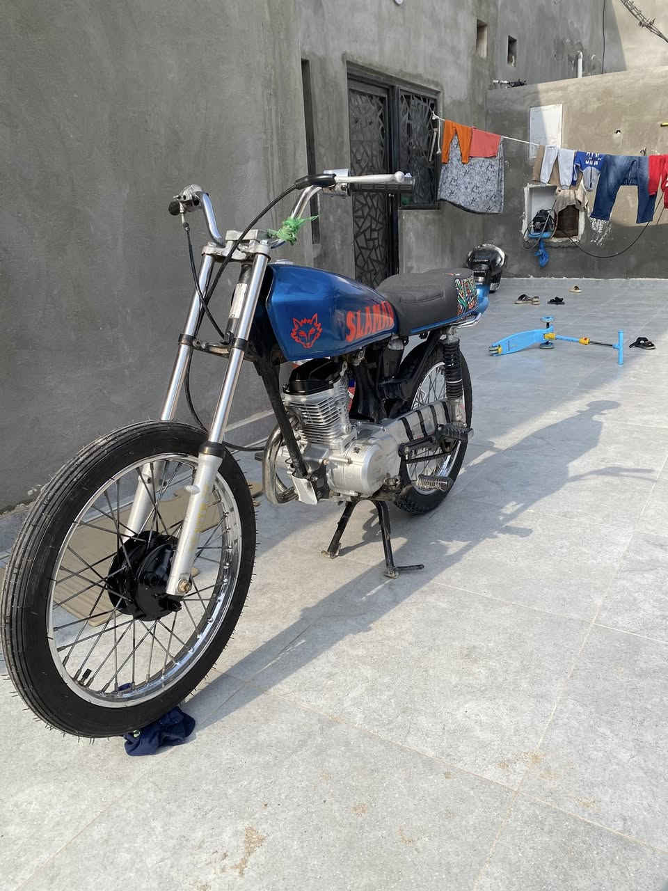 دراجه ايراني للبيع أدوات سعر ٥٥٠ وبيها مجال ***********
