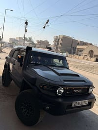 حبايب  Fj ياباني  موديل 2012  السياره كللش جديده وعليها هواي اضافات  ت...