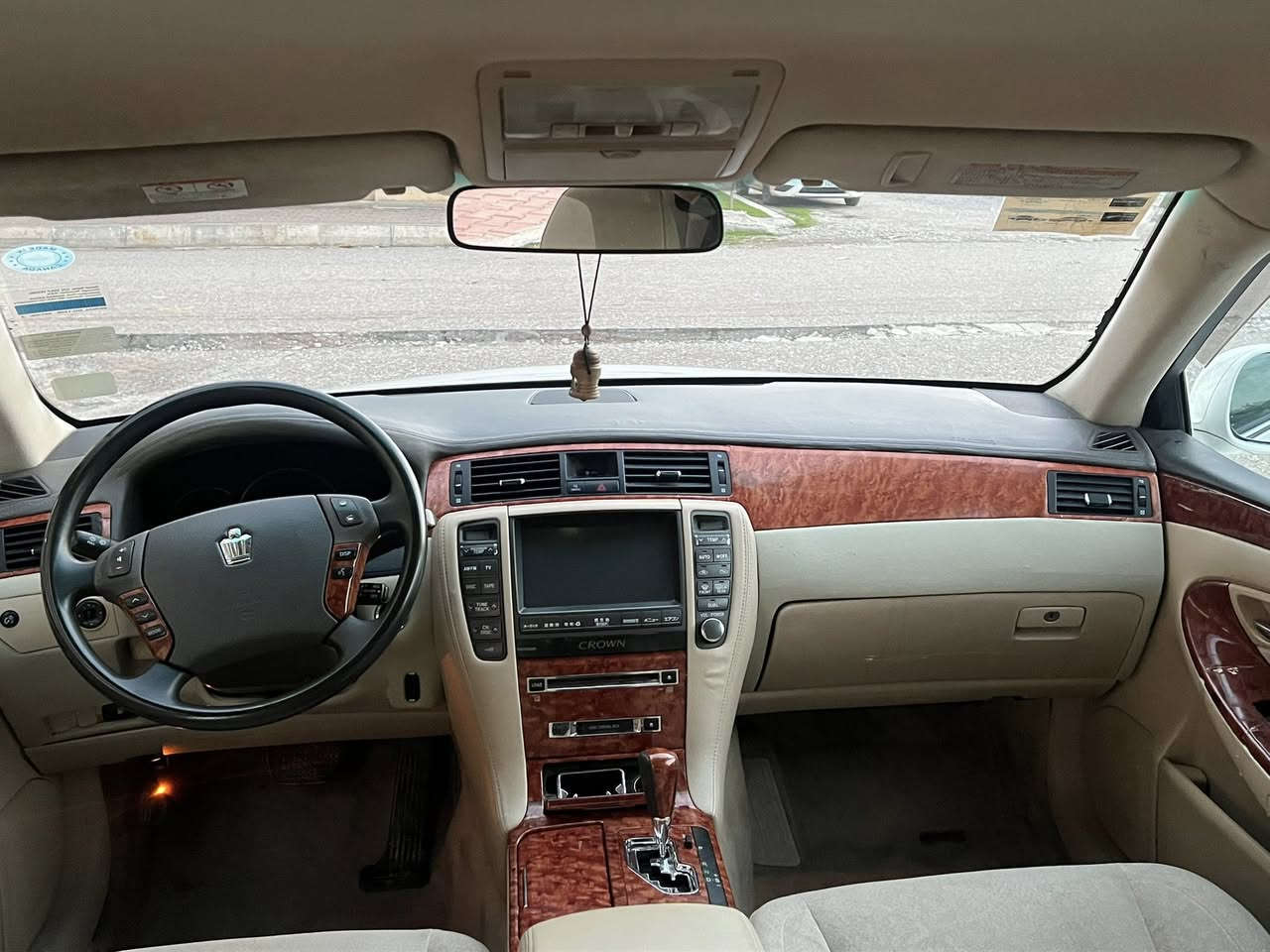 سلاو لةهةمولايك
شاهينة موس موس مةكينةو گيرگةورة 
٣دوكمةبةردة 
تةبريد سارد كةرم بريك بةشةرت 
دةعم ليدراو نية. 
دوكةلي نية   جام بيشو دواجاك كراوة 
تاوويلي لوك 
سعر ٦٤ مجال كةم 
كودي نية 
***********
