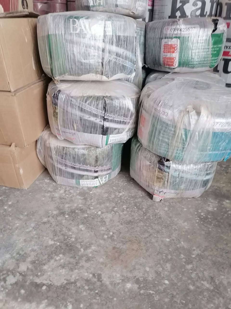 تم بحمد الله وصول وجبه جديد من الصوندات التغطير الشريطيه القياس ١٠ س ٢٠ س طبل غنم صونده انج وربع زو جميع النوعيات مكينه كص الغنم كهربائيه نوعيه درجه اولى ملف نحاس شفرات دبل السمده داب هيومك متعادل مبيدات ادغال عريضه رفيعه خمره اسعار مناسبه جدآ جدآ جدآ جمله مفرد العنوان القياره قريه الجدعه الشارع العام مقابل مجمع ابو عطيه رقم الهاتف *********** علي
