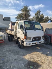 للبيع كنتر هونداي قلاب 2014 محرك 4000رقم نكليزي سنوية ل29 لتفاصيل اتصل...