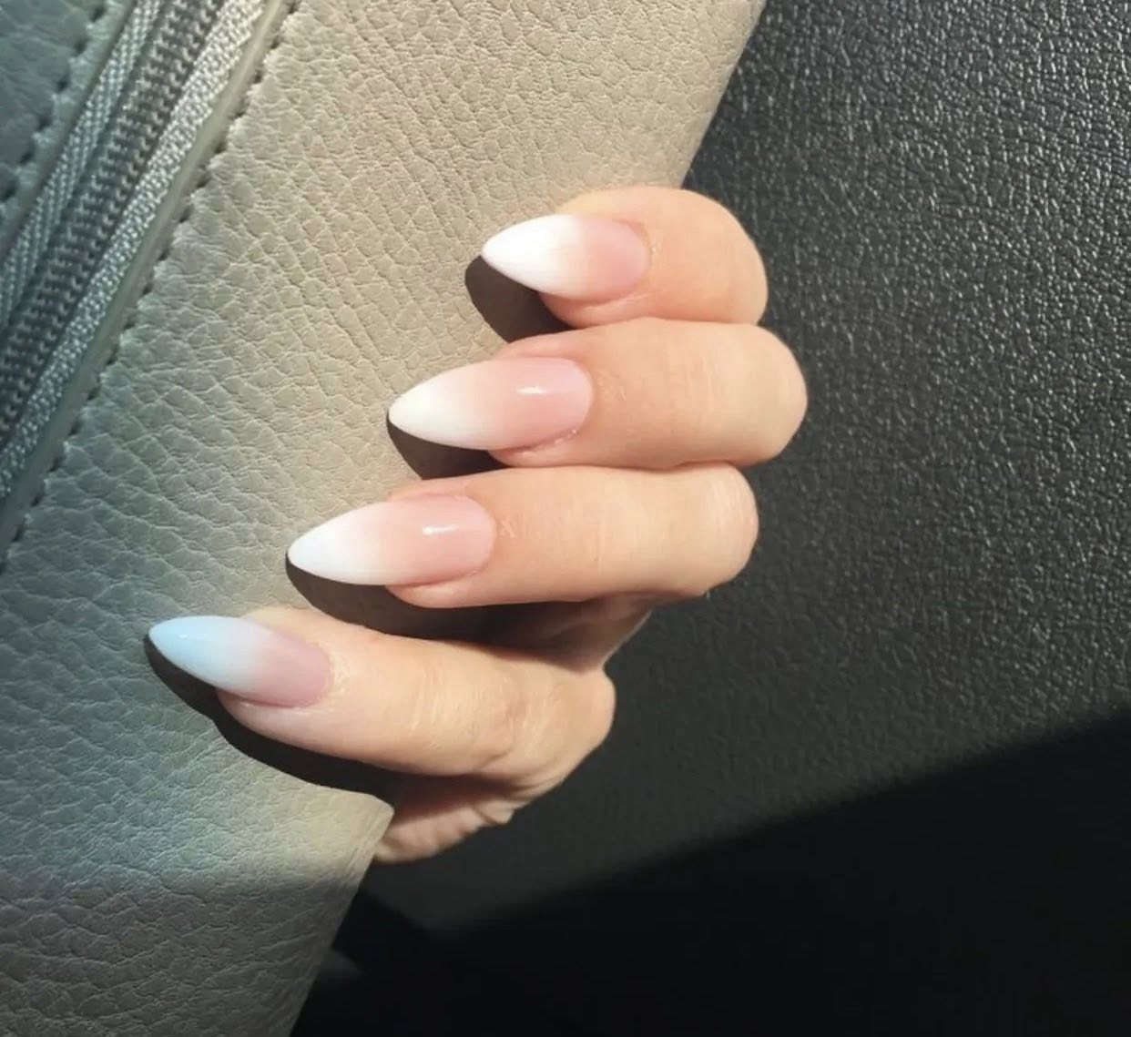 عروض العيد اكرلك مع ديزاين اضفرين 15 الف فقط 💅🏻
حفافه 6 الف فقط 

رموش اسبوعيه 5 الف فقط 

ضمان الاكرلك شهر 🩷.

العنوان الحسينيه السوق الاول

***********
