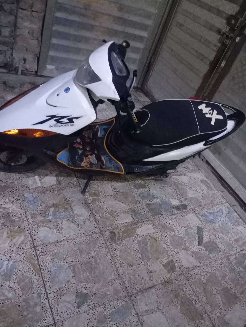 سلام عليكم مكس عدله البيع مستعجل على بيعته والله متوازي سعر 550وبيه مجال جيب وياك عشر فيترجيه خلي يفحصوه برغي ما مفتوح


**إذا كنت صاحب هذا الإعلان وتريد حذفه لأي سبب، رجاءا أرسل رسالة إلى الدعم الفني**