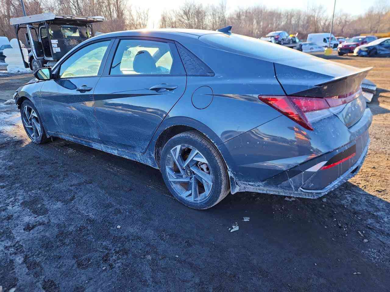 هونداي النترا مديل 2025
سبورت السياره لون سبنتي
ما ماشيه فقط 200ميل زيرو
الحادث فقط بجم بدون شاصي الكارفاكس يغره
السعر واصله الاردن 115
للتواصل ***********
