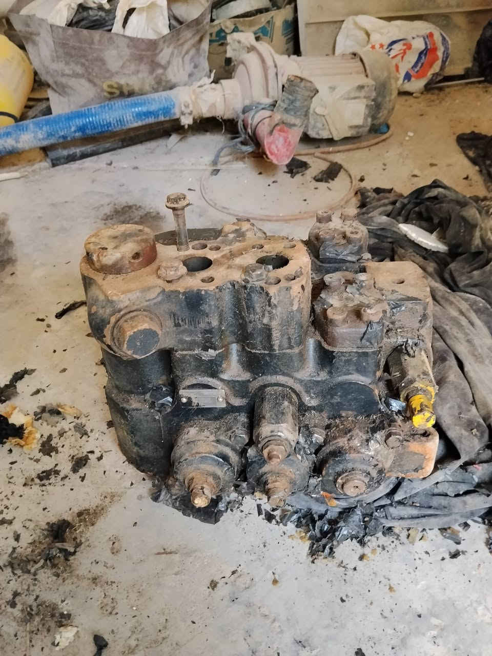 كنترول للبيع مكاني الديوانية السعر 600 قفل للتواصل ***********
