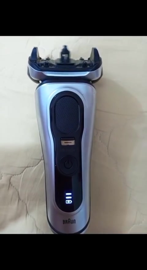 براون 9 برو بلاس   بي نقص  شغال  ونضيف  
أعلى سعر


**إذا كنت صاحب هذا الإعلان وتريد حذفه لأي سبب، رجاءا أرسل رسالة إلى الدعم الفني**