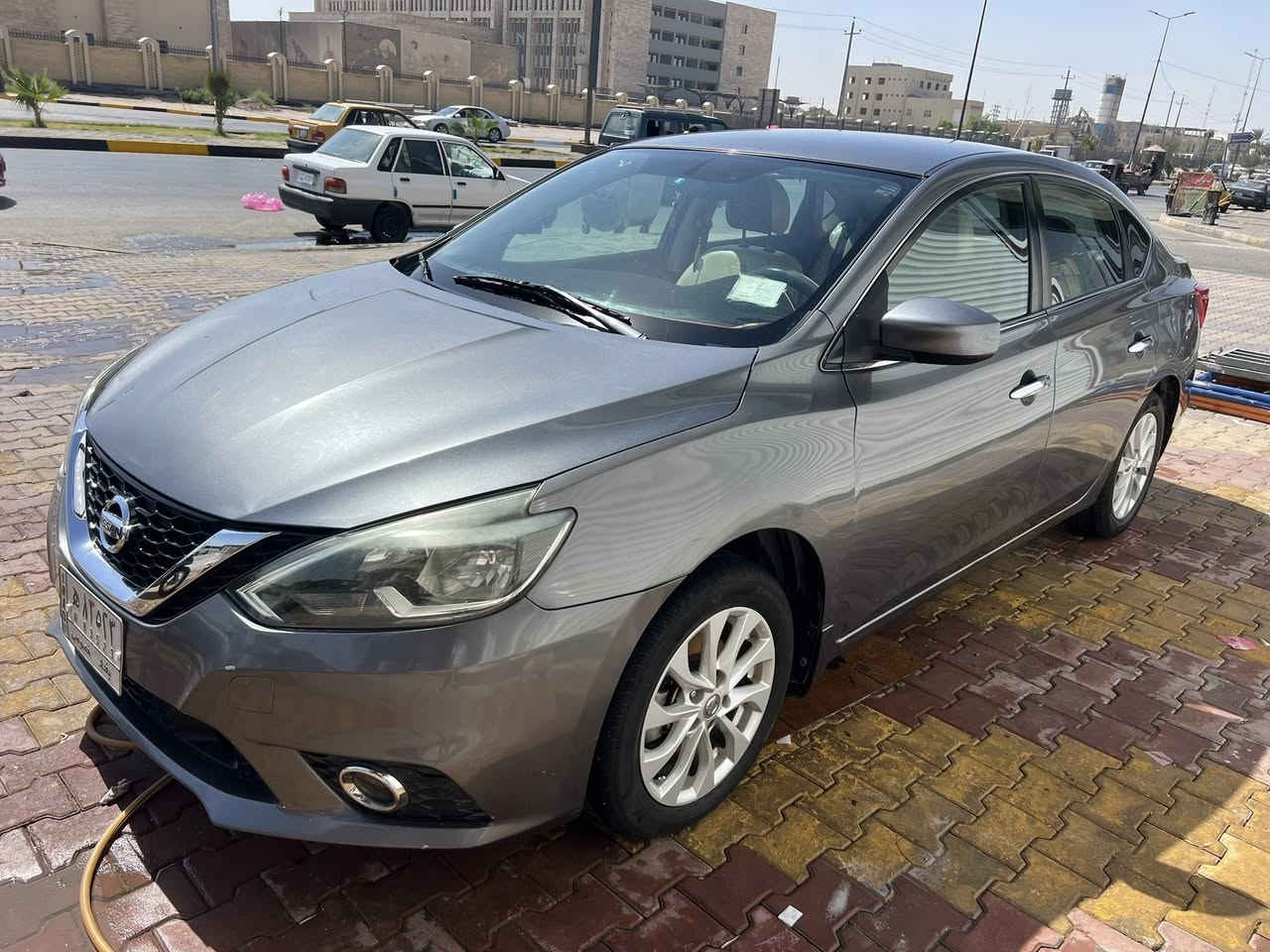 سلام عليكم سيارة للبيع نيسان سنترا موديل ٢٠١٨وارد. أمريكي حادث بسيط خشم جاملغ بدون أير باك سيارة بيهة عطل بسيط بالكير فقط يصدر صوت رجة السعر ١٢٠ وبيهة مجال ***********
