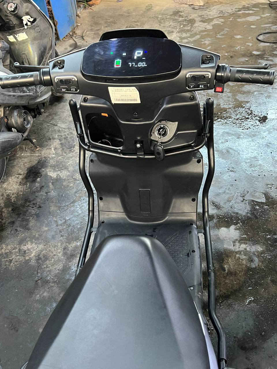 السلام عليكم 
البيع دراجه شحن مديل ٢٠٢٤
ملف ١٥٠٠
بطاريه ٧ جاف 
بصمه عدد ٢
تشغيل عن بعد 
جهاز إنذار السرقه 
السعر ٥٠٠ وبيعا مجال قليل 
مكان بغداد مدينه الصدر 
رقم الهاتف ***********
