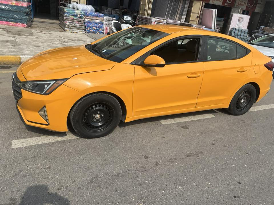 سلام عليكم اننترا موديل 2019 أمريكيه محرك 2000 دوش كير AT رقم 11 بغداد سياره خير من الله جازه اي نقص ما بيه  نقابه مصفره سعر 117 مكان بغداد جكوك رقم تلفون ***********
